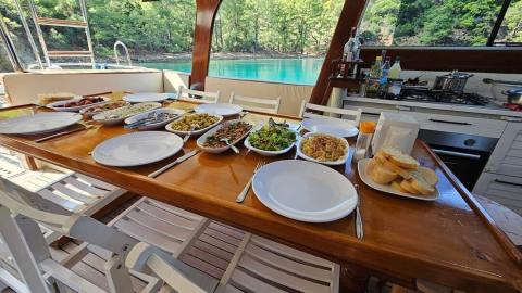WHITE ROSE TEKNE - Dalyan Villas