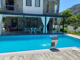 Villa Summer