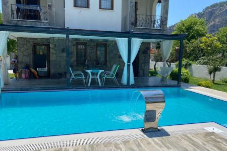 Villa Summer
